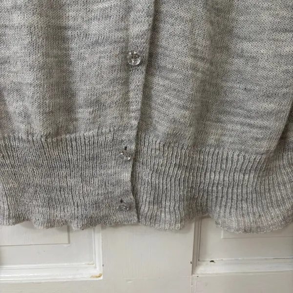 J. Crew M Lightweight‎ Gray Alpaca Wool Cardigan Sweater Minimalist Runs Small - Image 3