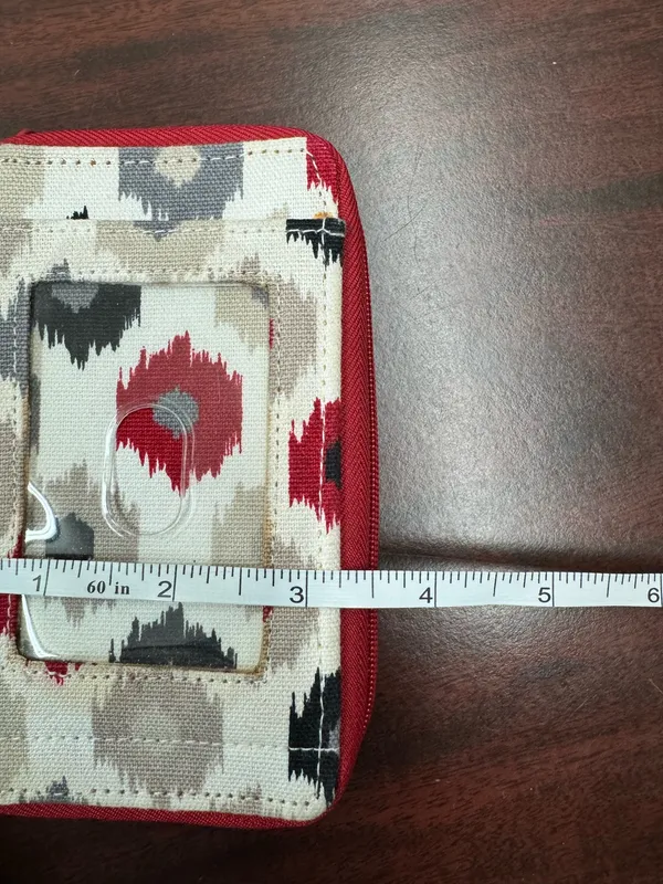 ThirtyOne Boutique Red, White, and Grey Wallet Wristlet - Image 9