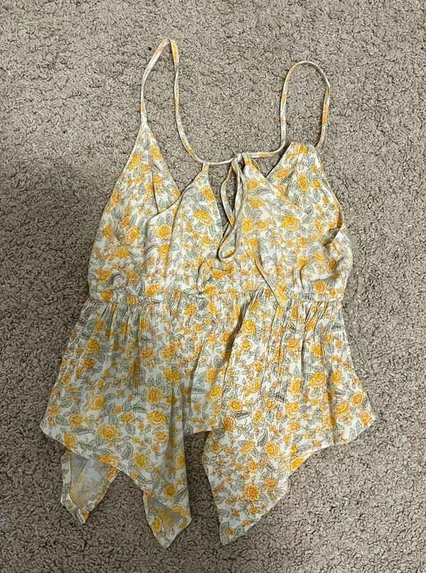 Tilly’s Floral Top - Image 2
