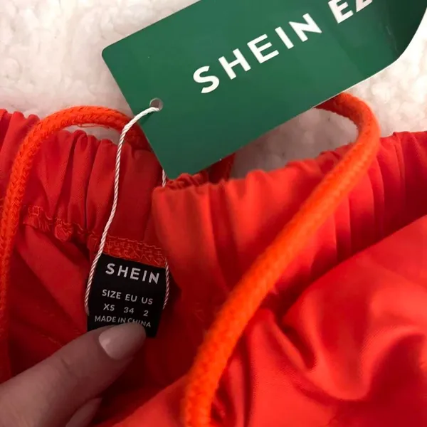 Shein Women's Red and Orange Trousers - Image 5