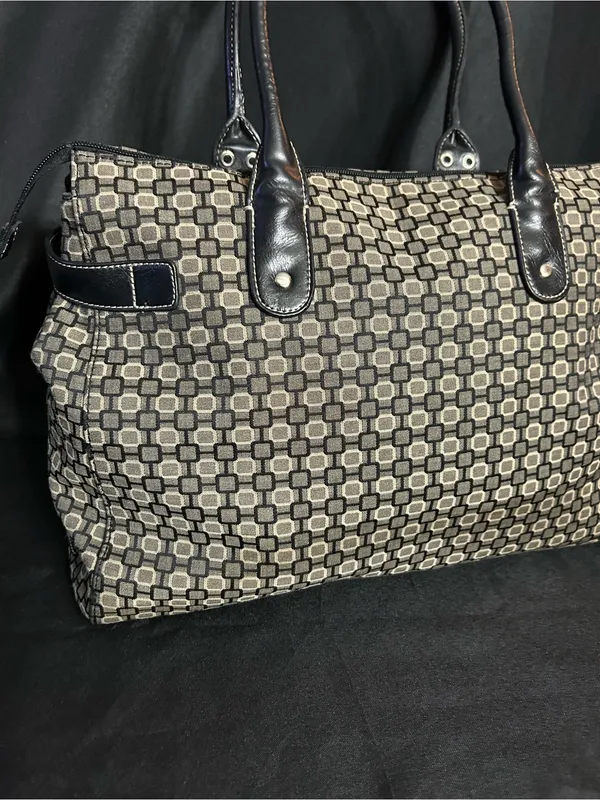 Nine West Women’s Large Black Geometric Tote Handbag - Image 2