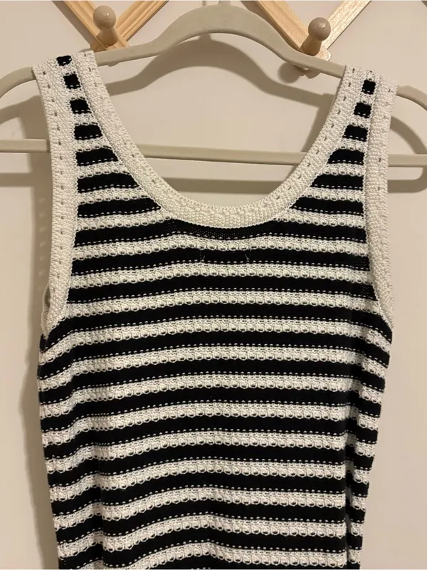 Nine West Black and White Striped Knit Dress size Medium - Image 8