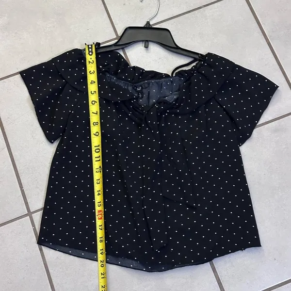 Papaya Women‎ Black Polka Dot Off Shoulder Blouse Size Small. - Image 9