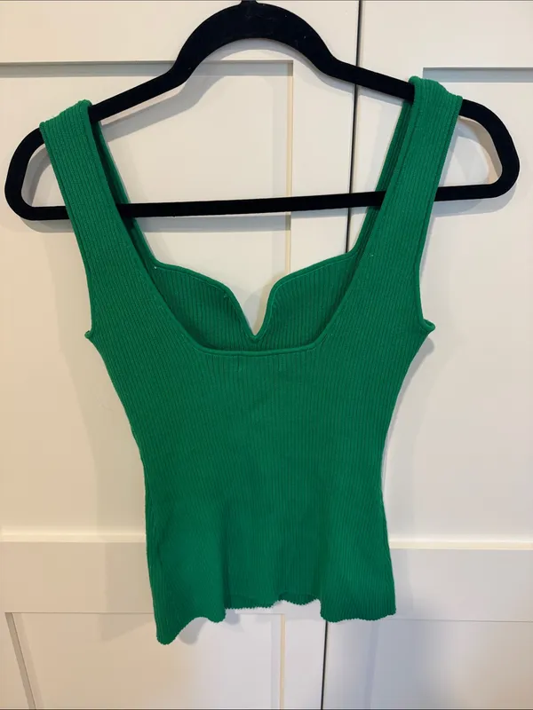 H&M Emerald Green Ribbed V-Notch Tank - Image 2