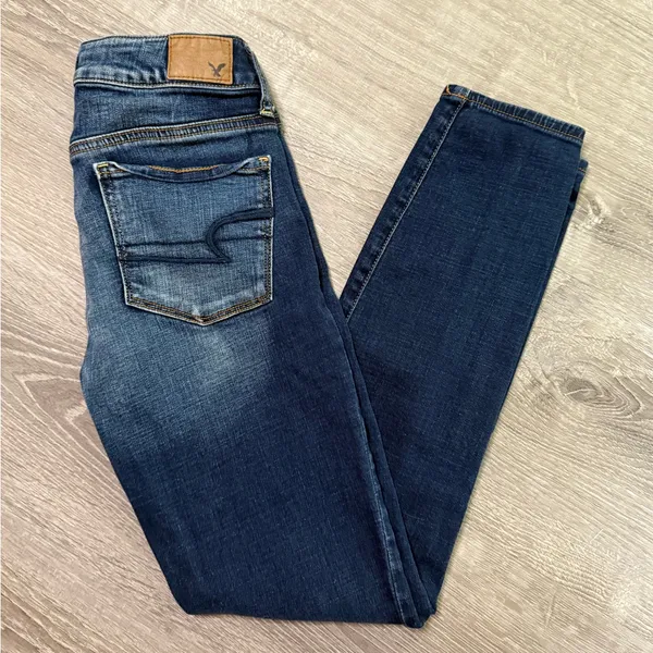 •AMERICAN EAGLE• SKINNY JEANS - Image 7