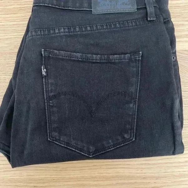 Levis 311 Shaping Skinny Black Wash Jeans Sz 29 - Image 5