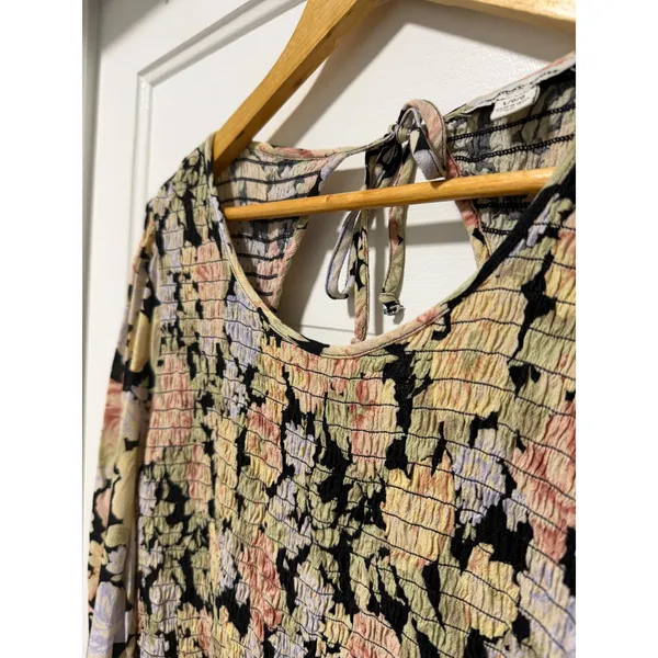 American Eagle Vintage Floral‎ Smocked Romper Long Sleeve Pockets Black Large - Image 4