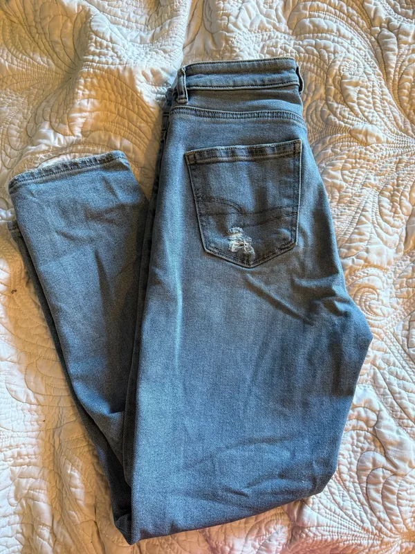American Eagle Jeans - Image 6
