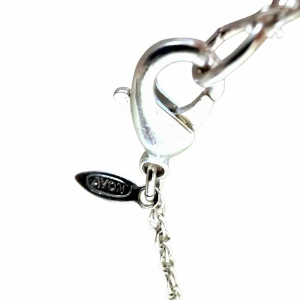 Avon Rhinestone Necklace Silver Tone Graduated Crystal Necklace - Image 7