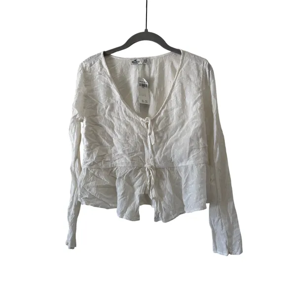 NWT Hollister Women’s White Swiss Dot Tie Front Peplum Blouse Long Sleeve XS - Image 2