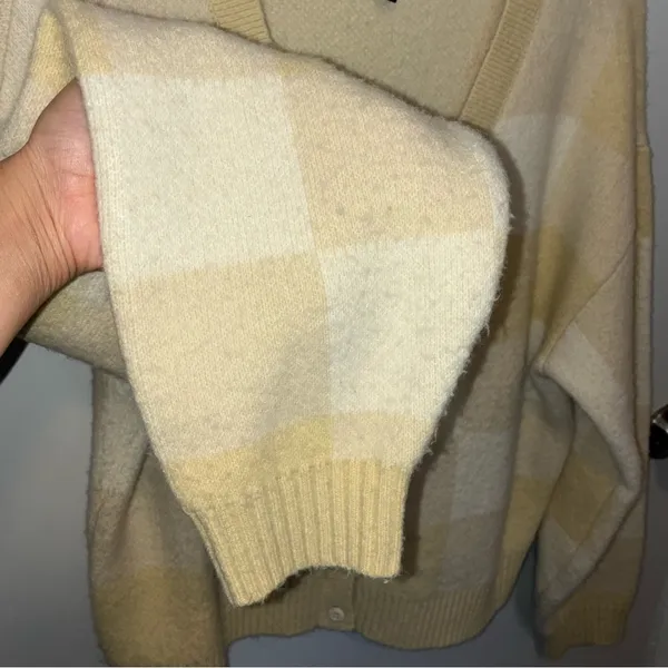 VANS Women's Winter Checkered Yellow & Cream Relaxed Cardigan | Size Medium - Image 2
