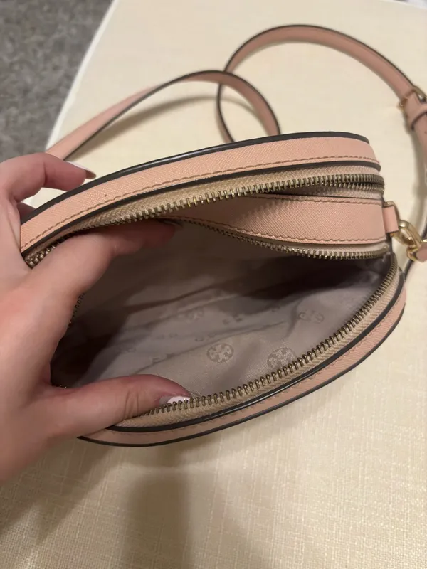 Tory Burch Camera Bag - Image 5