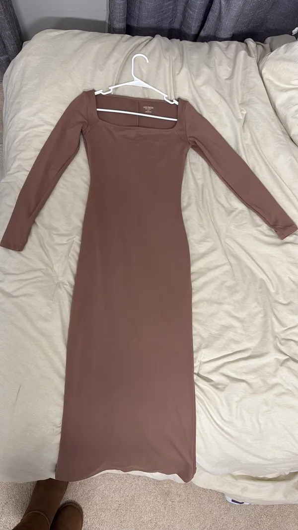 Tight long brown dress - Image 3