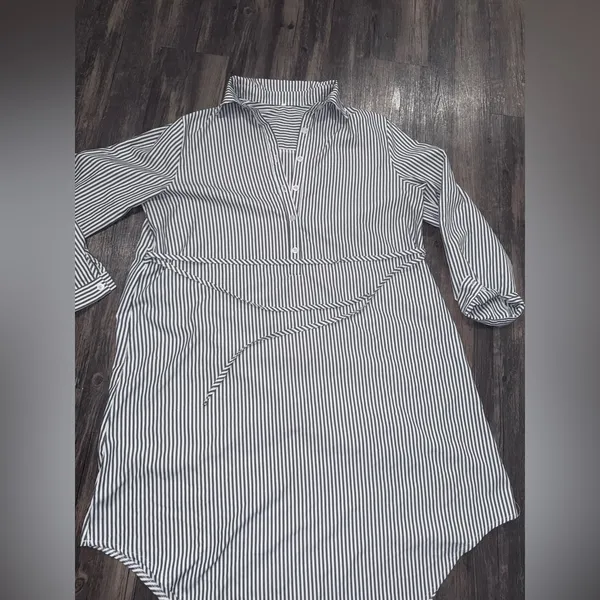 SHEIN Loose-fitting striped shirt dress with fashionable pockets - Image 3
