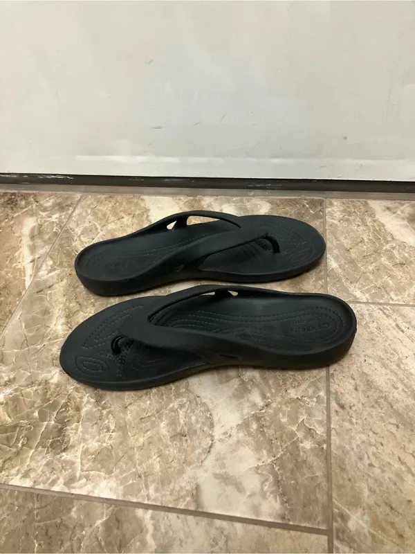 Crocs Kadee II Black Flip Flop Sandals Women’s Size 8 - Image 4