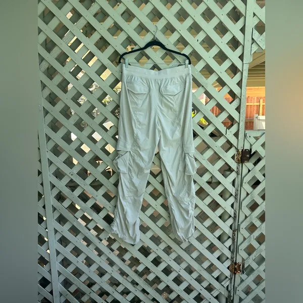 Lululemon dance studio cargo pants - Image 3