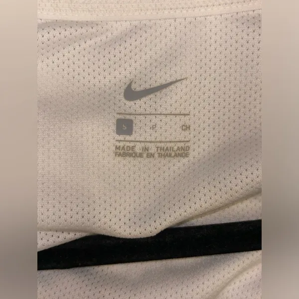 Nike university of Iowa pullover windbreaker women’s small Hawkeyes - Image 5