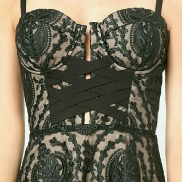 Bebe x Naven Women’s Bustier Crisscross Cocktail‎ Mini Dress Size 4 - Image 4