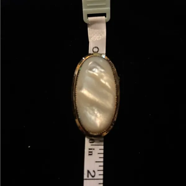 Vintage 12k Gold-Filled Mother of Pearl Pendant. - Image 7
