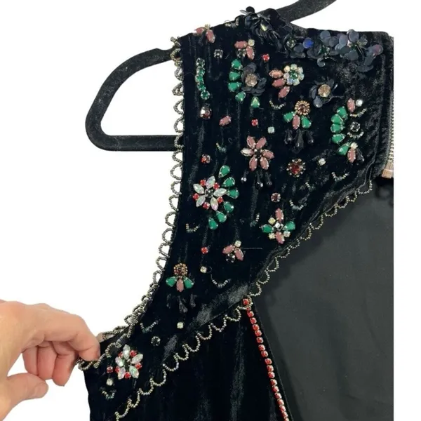 NWT Urban Outfitters Ecote Jasmina Velvet Embellished Shift Dress Black Size Med - Image 13