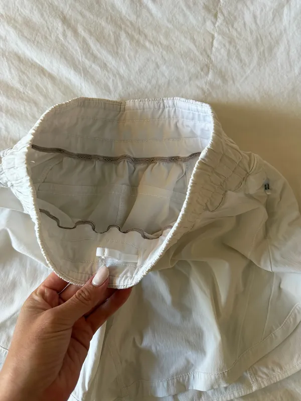 White Lululemon Shorts Hotty Hot  - Image 3