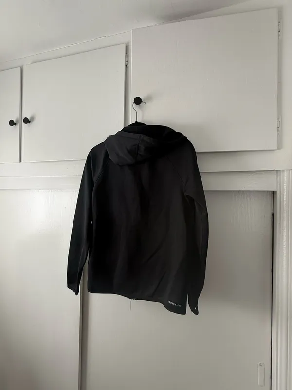 Nike Therma-Fit Zip-Up Jacket - Image 2