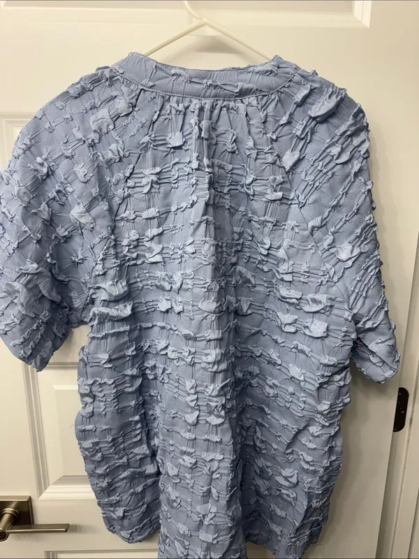 Women’s Light Blue Short-Sleeve Textured Shirt - Image 3