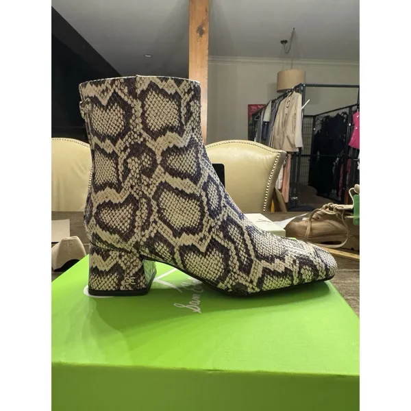 Sam Edelman Women's Paige 2 Gray Snake Print Size 6 Bootie - Image 3