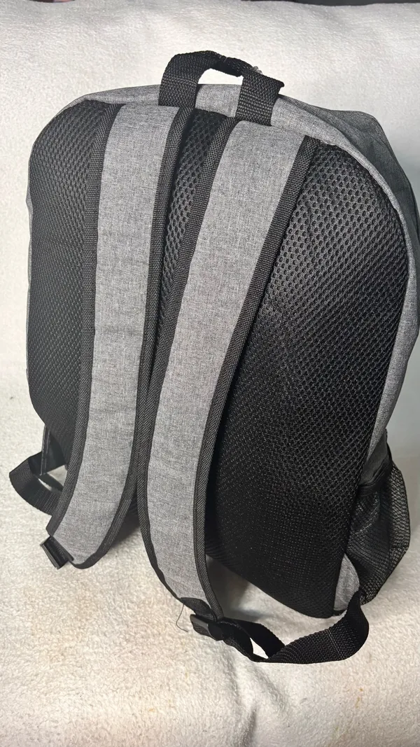 Lightweight Gray Backpack NWT Compartment Daypack For School Work Travel - Image 6