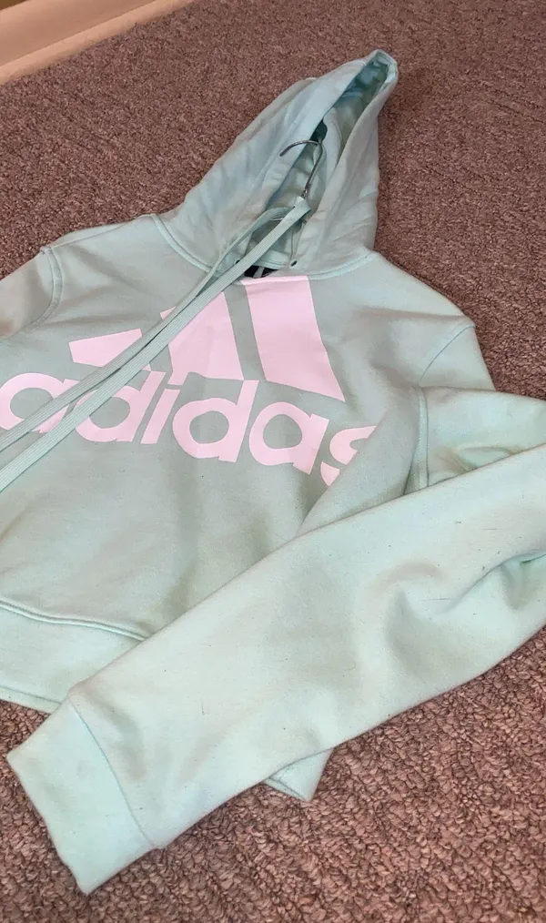 Cropped Hoodie - Image 2