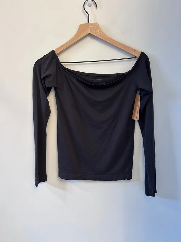 Skims Soft Smoothing Seamless off the shoulder top Eclipse Large NWT - Image 3
