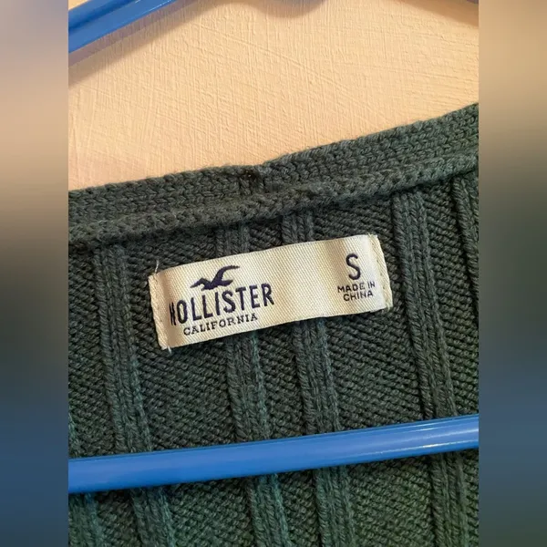 Hollister cropped cardigan sweater - Image 2