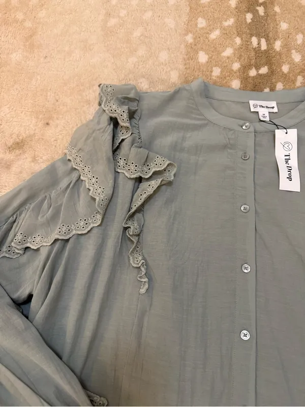 The Drop Arianna Ruffle Blouse 3X Iceberg Green Eyelet NWT - Image 5