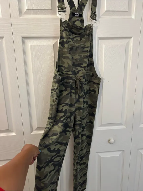 Jolie & Joy Soft Camo overalls! Comfy like pajamas - Image 4