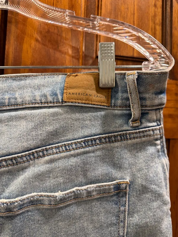 American Eagle Highest Rise 90s Boyfriend Shorts - Image 3