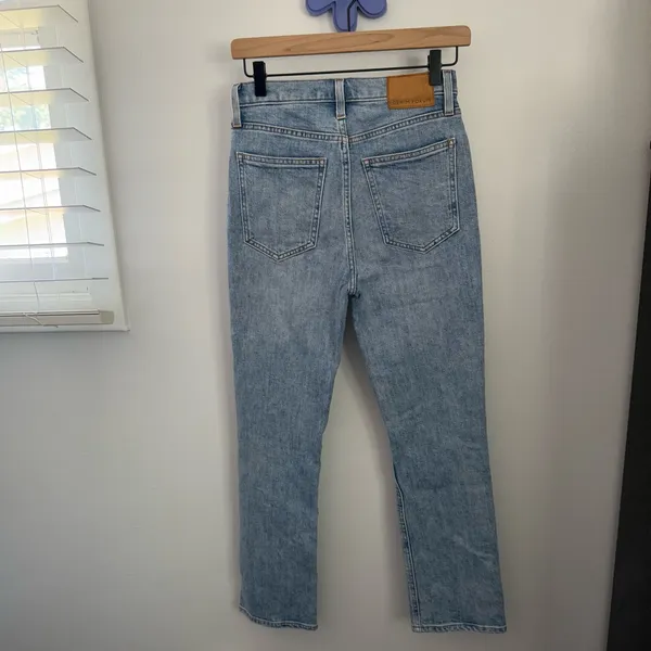 Aritzia Denim Forum 26 Arlo High Rise Straight‎ Jeans Distressed Organic Cotton - Image 2