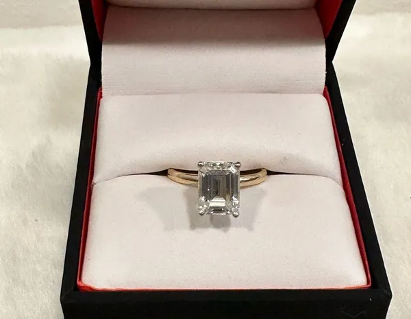 Emerald cut engagement ring! 2.5 karat gold band solitaire ring! Forever 1! - Image 7