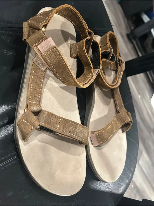 Teva Brown Strappy Outdoor Sandals - Image 4