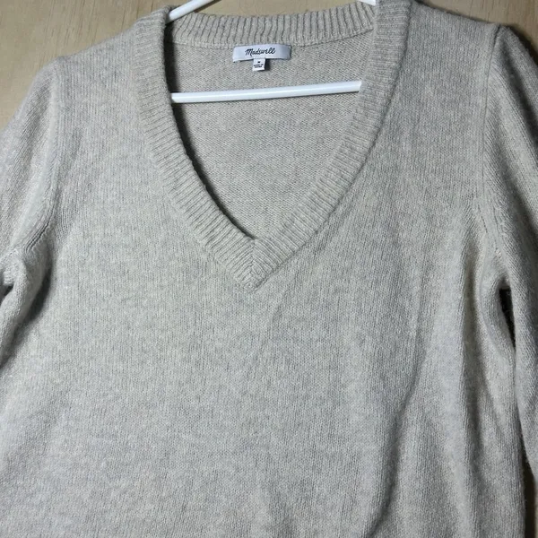 Madewell Neutral Wool Blend Bubble Sleeve‎ V Neck Knit Sweater Medium - Image 4