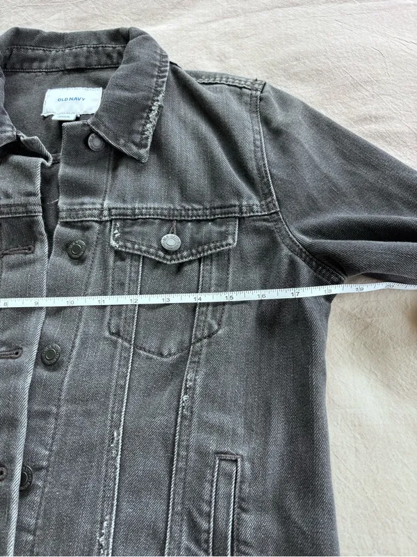 Old Navy Faded Black Denim Jacket - Image 6