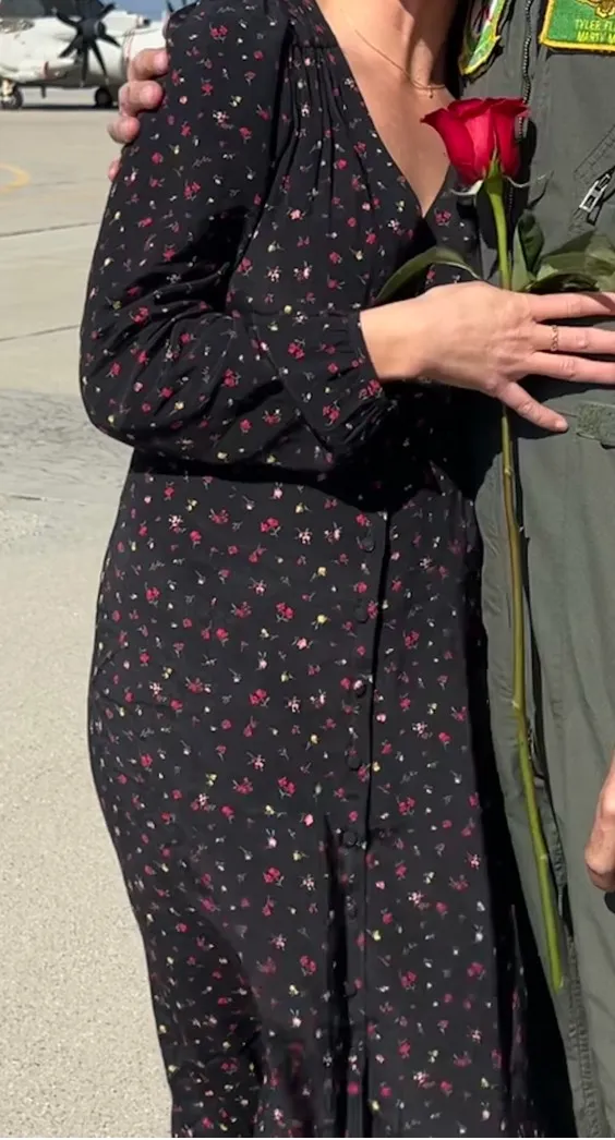 XS Levi’s Midi Dress with buttons  - Image 4
