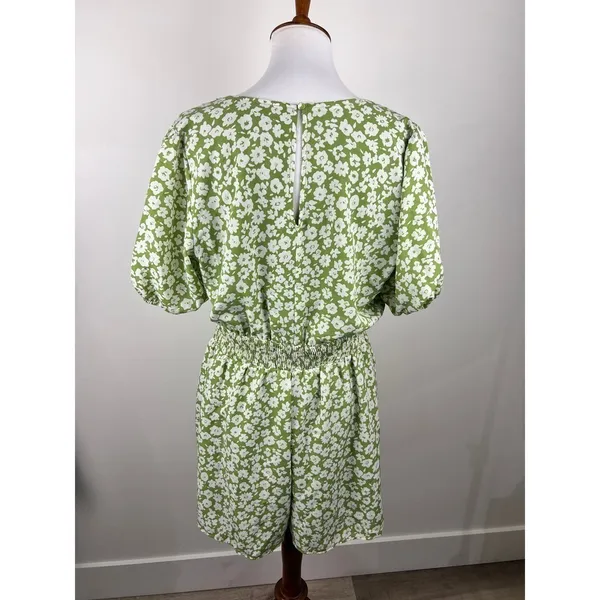 Heartloom Green Floral Wrap Front Romper Puff Sleeve Pockets Large - Image 3
