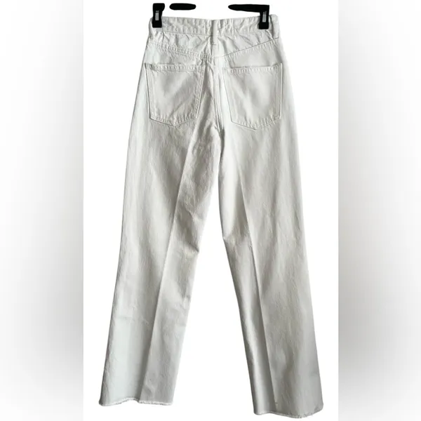 Zara Women's White Distressed Flare Jeans - Image 3