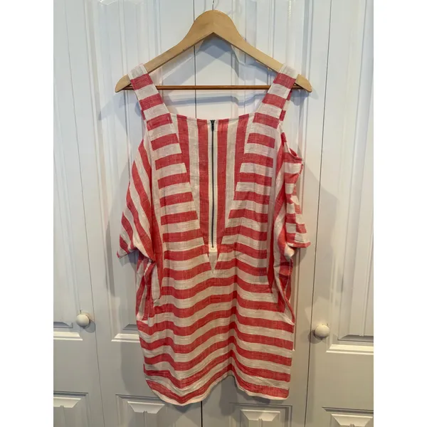 Soft Surroundings Red And White Stripe Cold‎ Shoulder Tunic/Dress Size Medium - Image 2