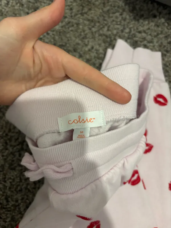 Colsie Kiss Set Pink Size M - Image 5