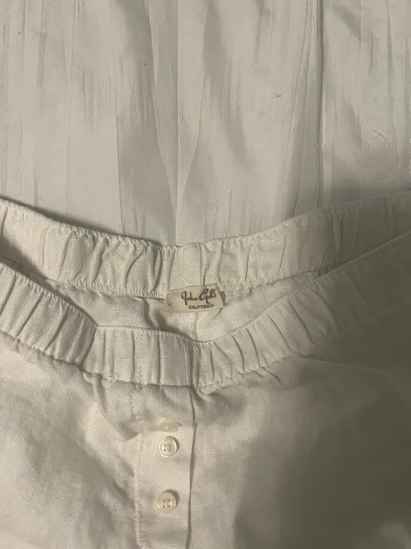 Brandy Melville Shorts John Galt - Image 2