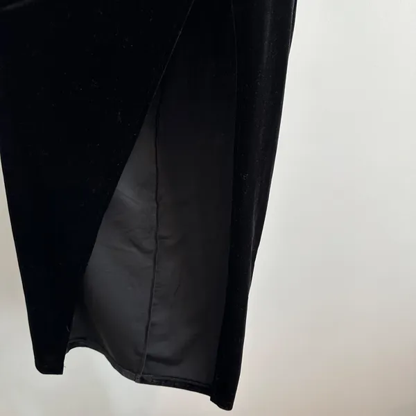 LULUS My Dream Come True Black Velvet Strapless Maxi Dress Size Small Plunge Nec - Image 4