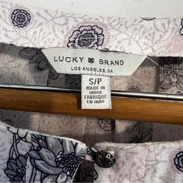Lucky Brand Floral Peasant Blouse. Size Small. EUC - Image 5