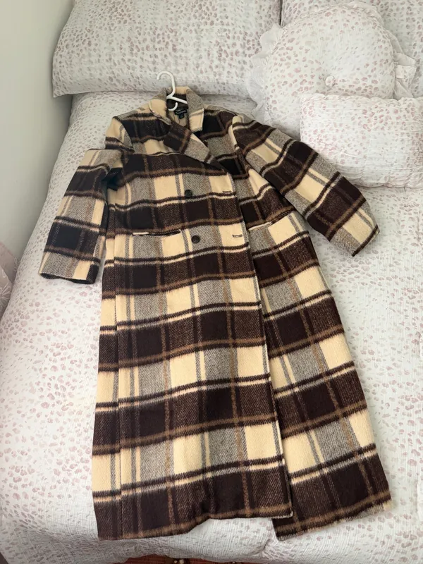 Pretty Little Thing jacket - Image 5