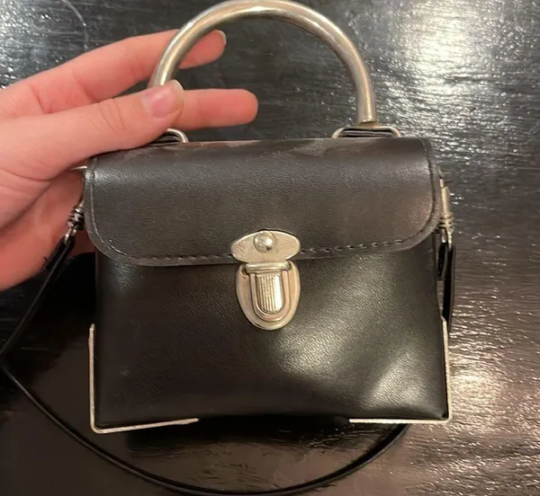 Vintage black purse - Image 2